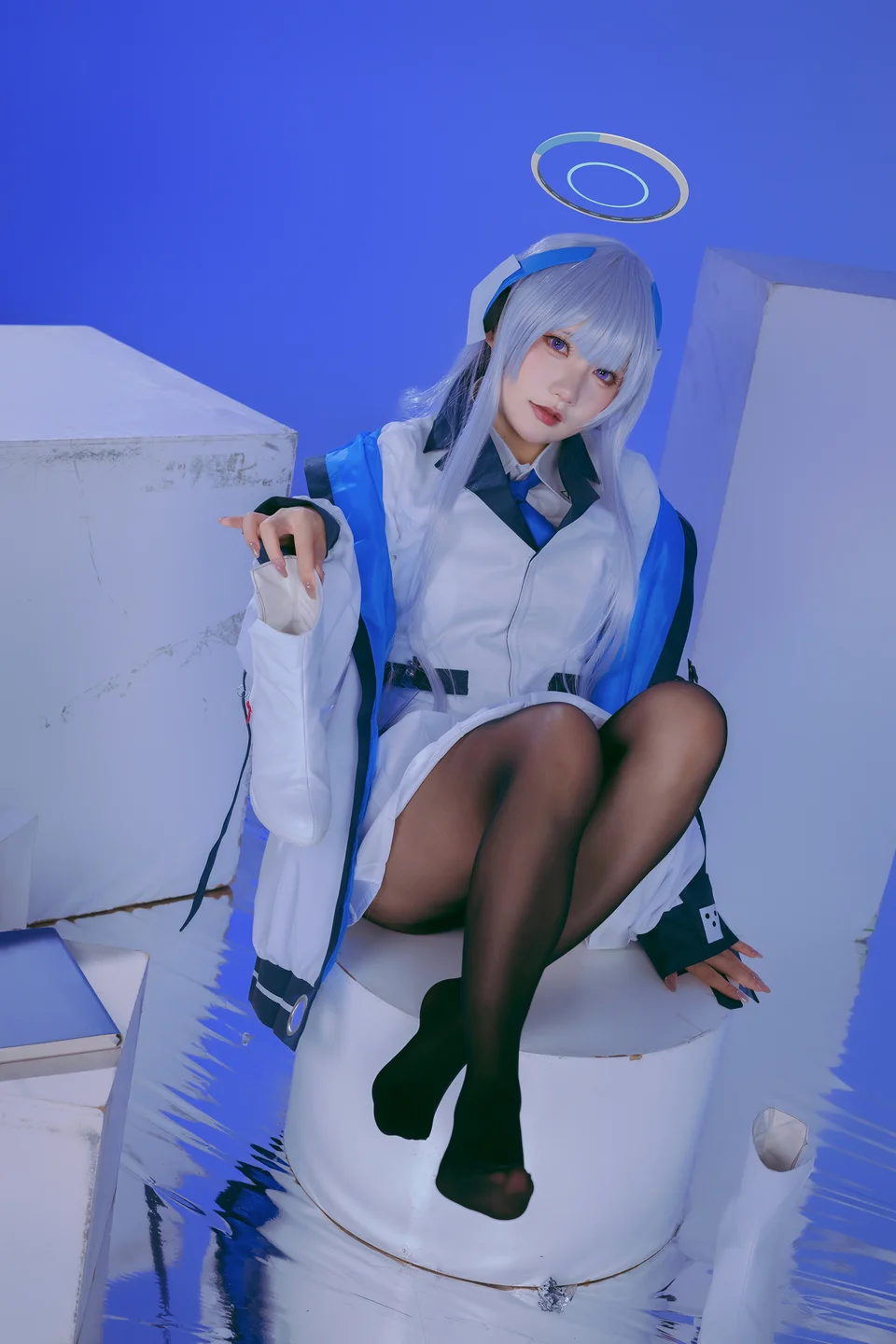 是一只熊仔吗_No_037_蔚蓝档案·潮乃亚_100P_273MB tg@simisebaisi 【丝足阁】010.webp